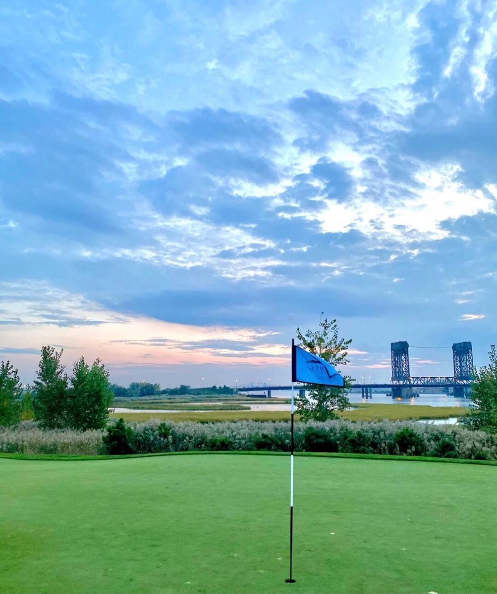 TuningAG's tweet photo. share with you to see how my golf skills are, lol⛳️⛳️ https://t.co/Q6V9X2vxVC