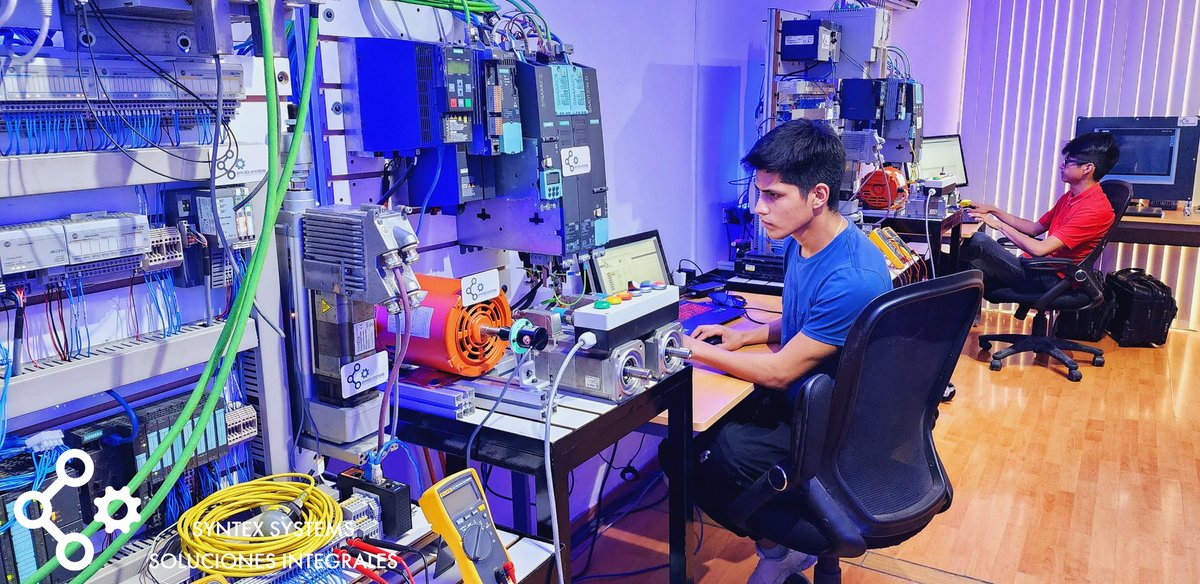 SyntexSystems's tweet photo. 🏭 Ingenieros de Servico 24/7. ( Especialistas en control Allen Bradley - Siemens)

#syntexsystems #PLC #SIEMENS #AllenBradley #RockwellAutomation #automation #CursosdePLC #motioncontrol #tesla #Gigafactory #monterrey #nuevoleon #automotive #teslanuevoleon #gigamexico #SQL https://t.co/cxb5wAcP63
