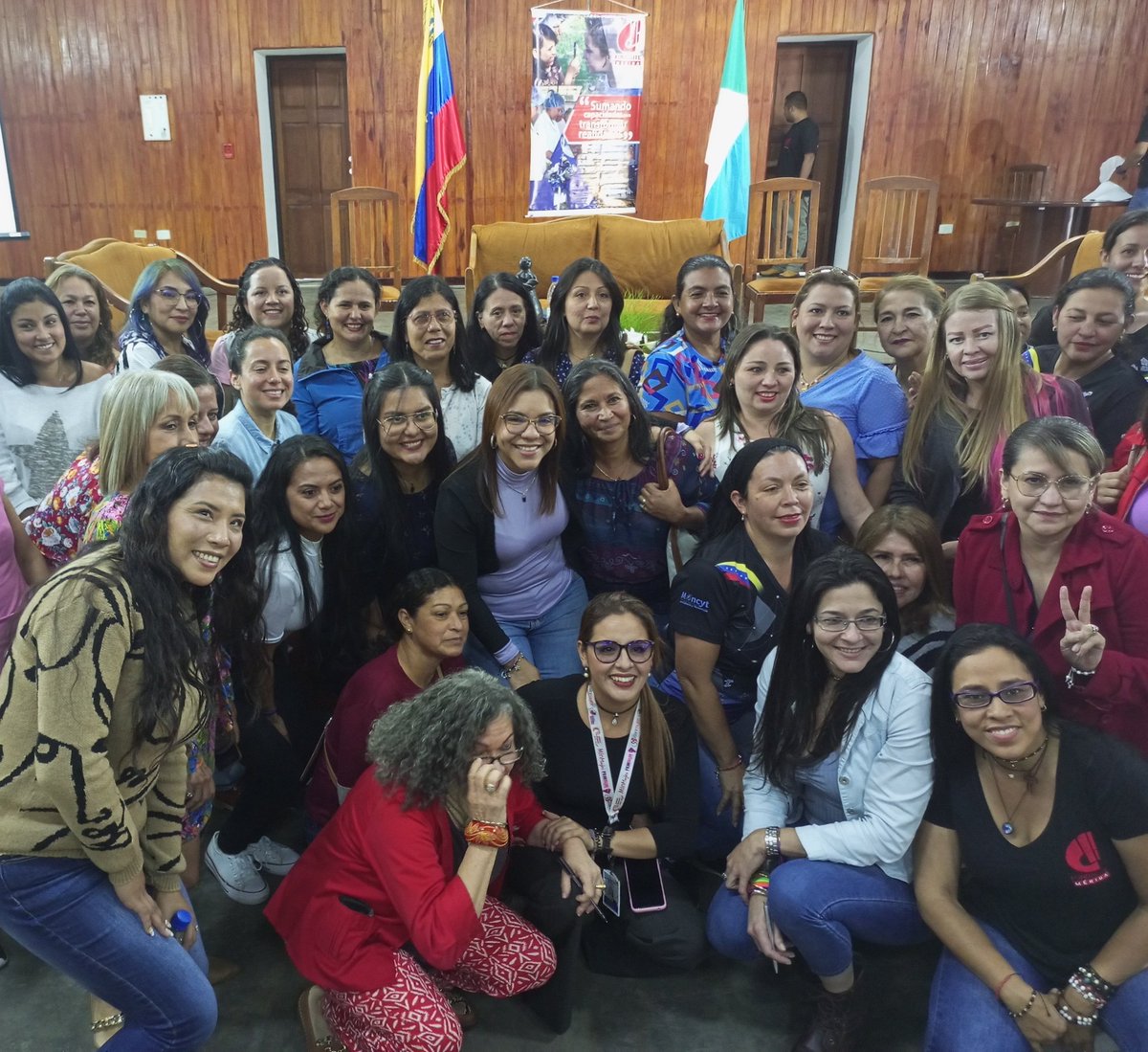 #10Abr Desde Mérida celebramos el Día Mundial de la Ciencia y la Tecnología resaltando el aporte de las mujeres y la visibilidad de sus aportes en diferentes áreas del conocimiento, impulsando también la conformación de los Consejos Feministas Sectoriales.

#MujeresEnLaCiencia