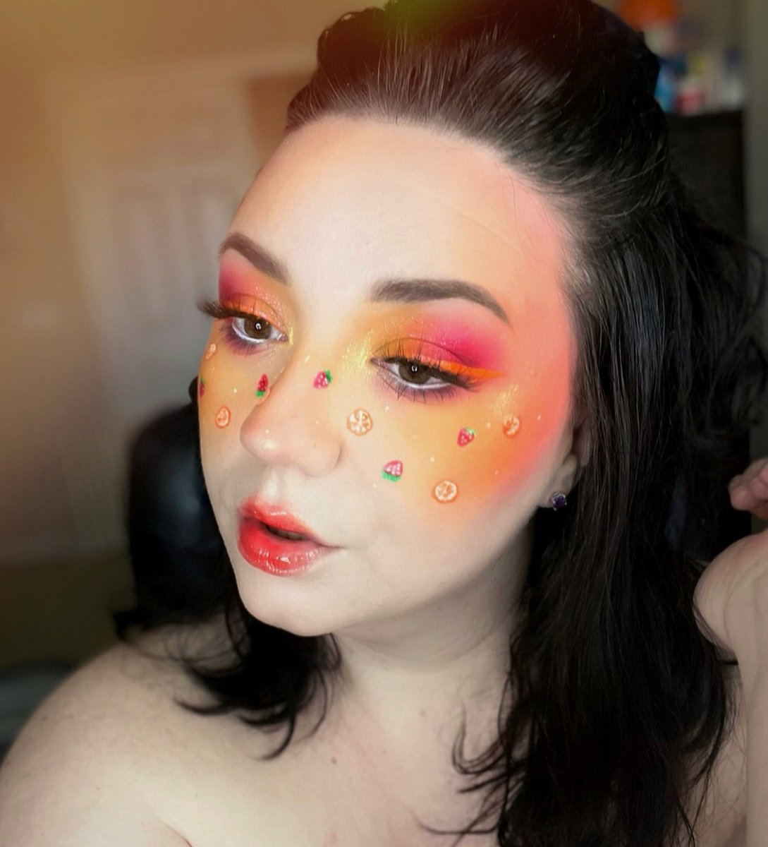 Feeling Juicy!! Using all of the new things from @blendbunnycos