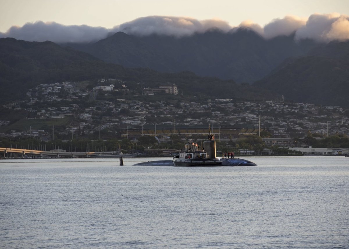 Happy #123rd Birthday to the U.S. Navy’s Submarine Force!!  🇺🇸🇺🇸
#USSMinnesota (SSN-783) #USSSanta Fe (SSN-763) #USSHawaii (SSN-776)  #USSTucson (SSN-770)  #USSJeffersonCity (SSN-759) @USNavy #comsubpac #silentservice