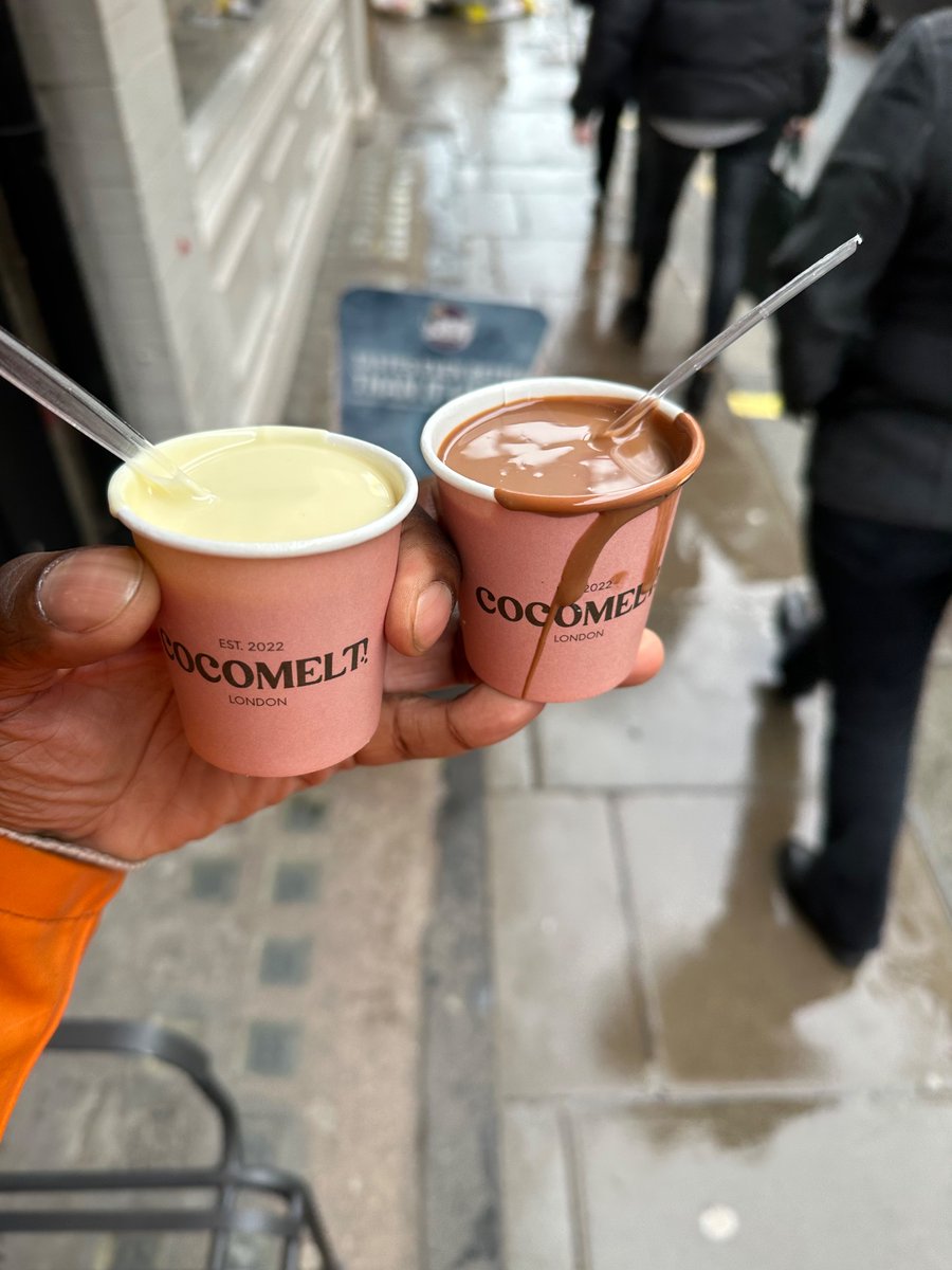 Kjnn's tweet image. The awkward/lovely moment when the Cocomelt waitress knows my order before I have even opened my mouth #chocoholic #cocomelt #goodcustomerservice #meltedchocolate