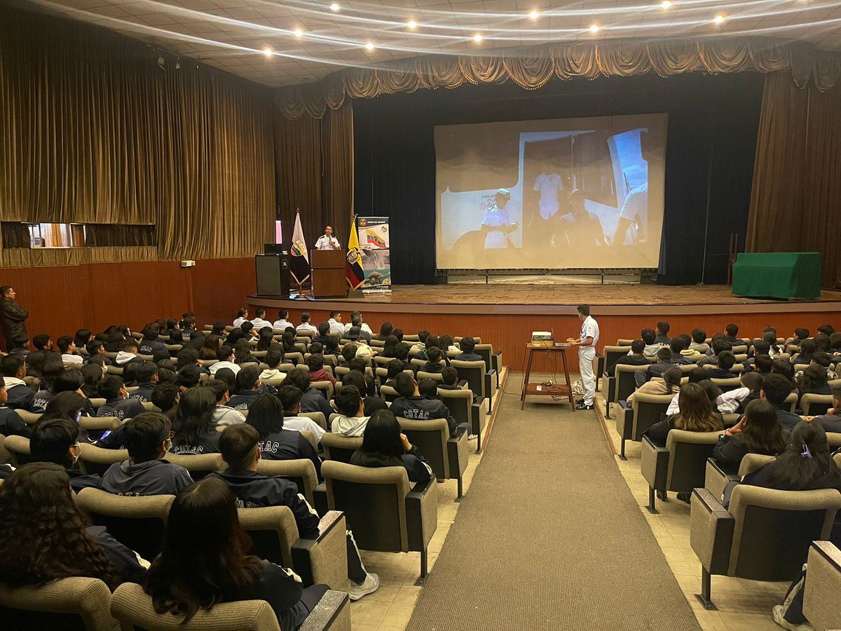 armada_ecuador's tweet photo. #Quito | Comprometidos con los Intereses Marítimos del #Pais, la #ArmadaEcuatoriana a través de la Dirección General de Intereses Marítimos #DIGEIM expone en la UE de Aviación Civil #COTAC "la importancia de la Conciencia Marítima" y las oportunidades de #reclutamiento2023. https://t.co/BA9XPIYvoI