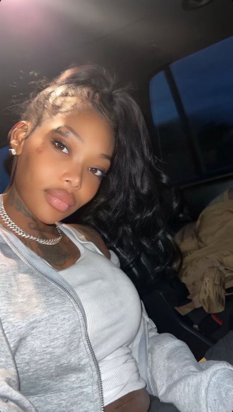 the best birthday news is that karma, a song from my first project ever is platinum and number 7 on urban radio today! I love you guys for supporting me so much. 

CLEAR 2 soon 🖤