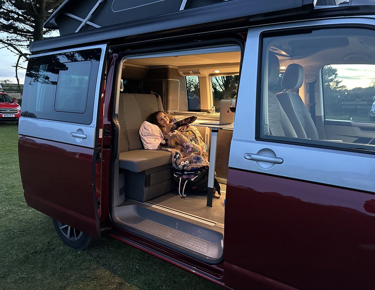 Vicky Parrott tweet media