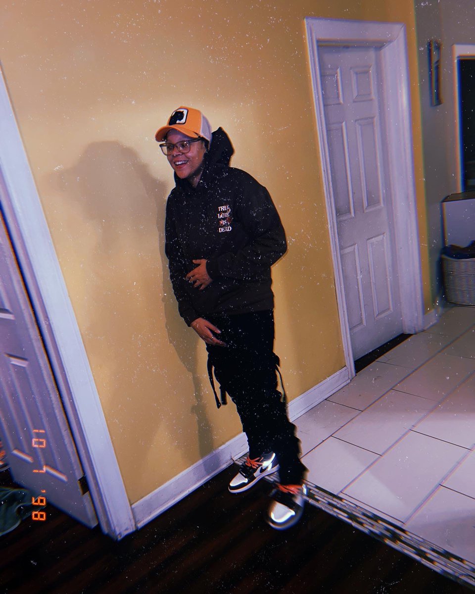 redd__takeover's tweet photo. @taetheinsane Stud 😎 https://t.co/wJNzgXE32L