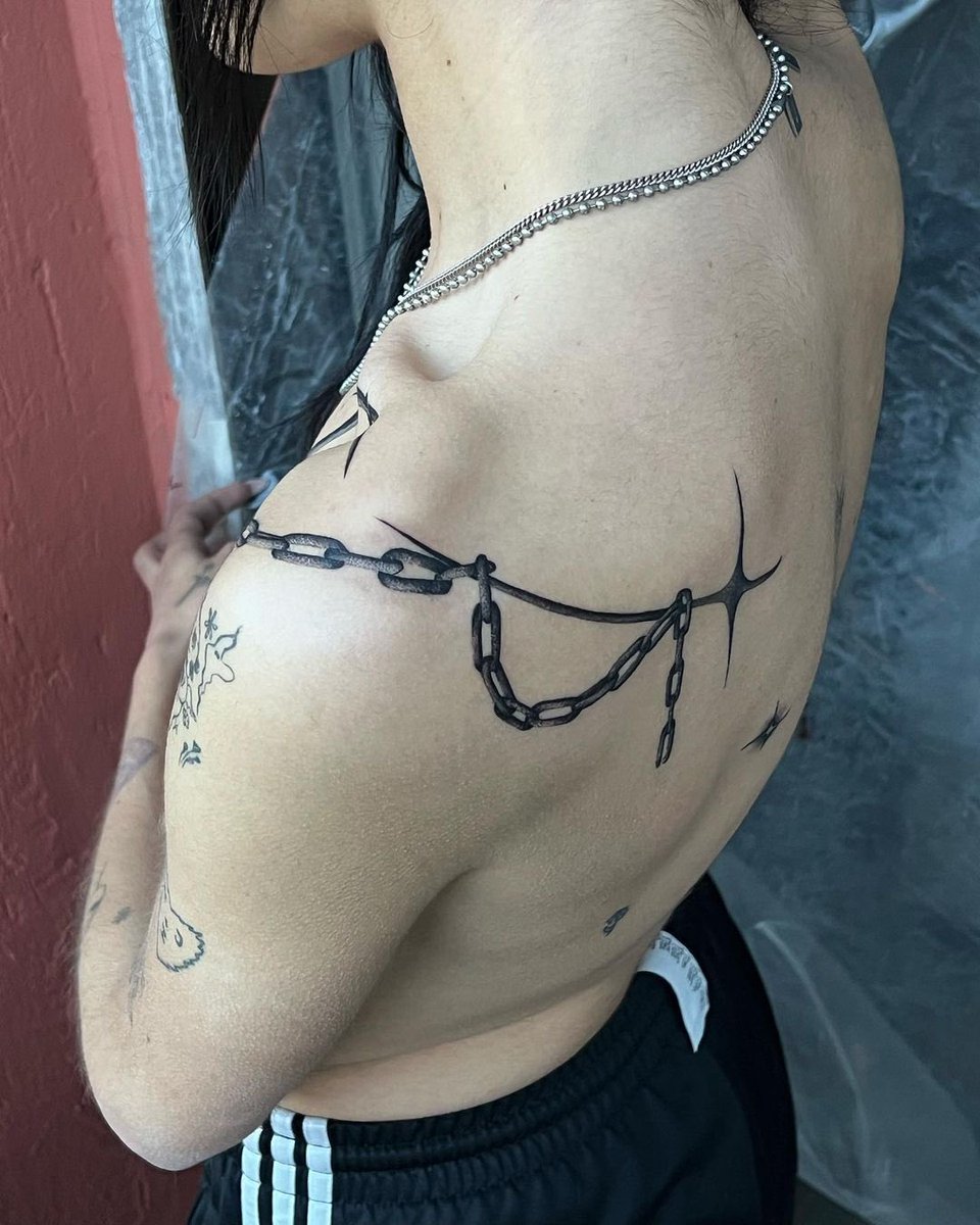NatLacunzaITA's tweet photo. El tatuaje 🥵📸

@/gru_grumpy_bb https://t.co/Nao8747hlU