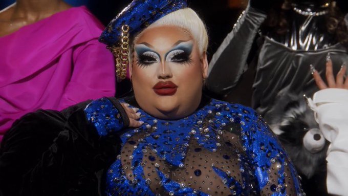 which one of you gay boys went to school for tax stuff and wants to help me https://t.co/KLlGJCLmoP