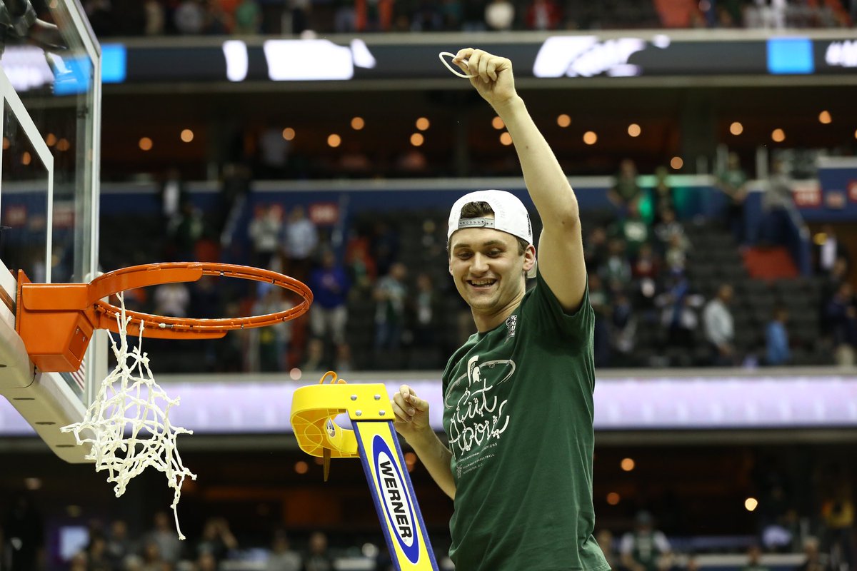 FosterLoyer tweet media