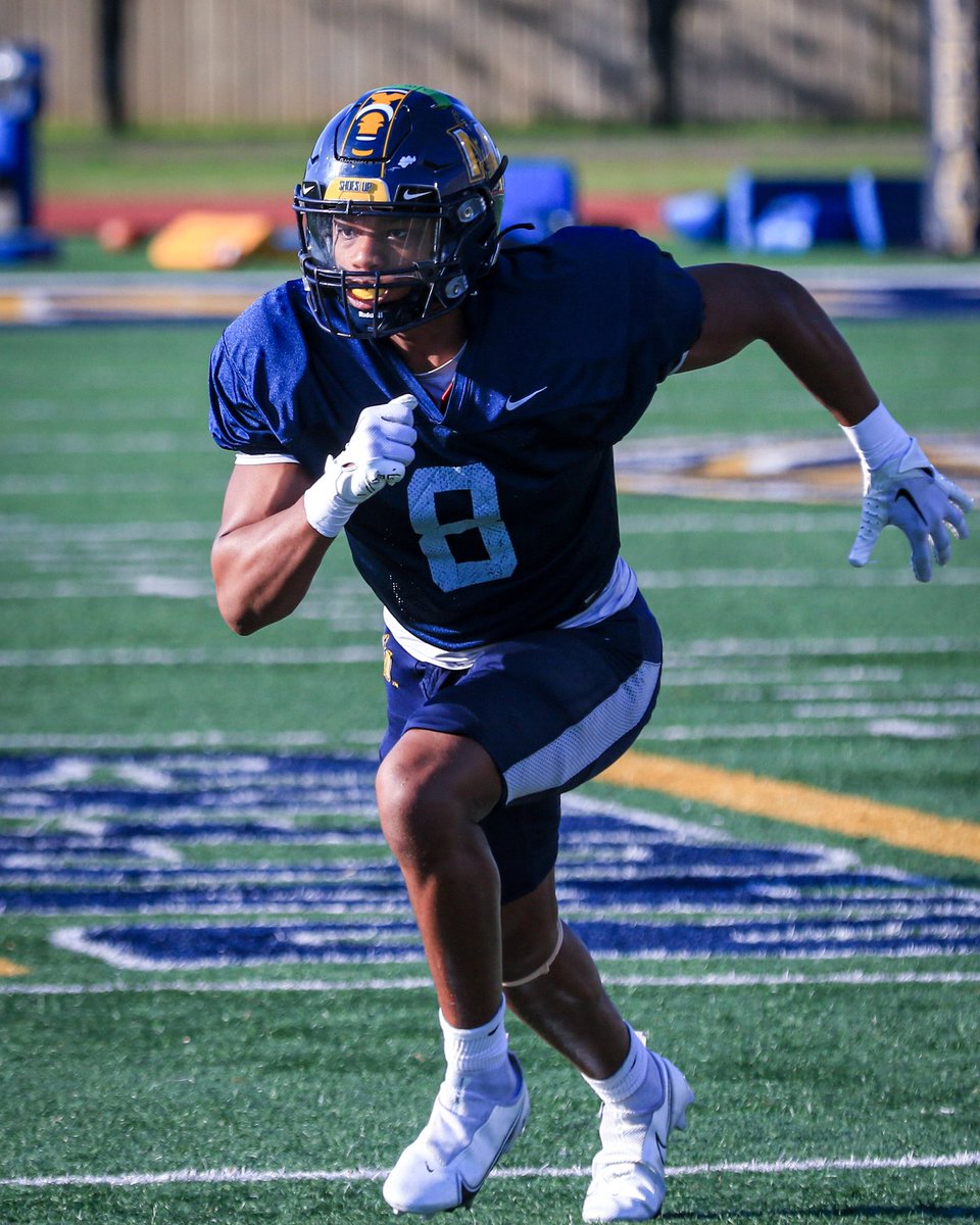Fully focused. Everyday. 🔒

#GoRacers🏇