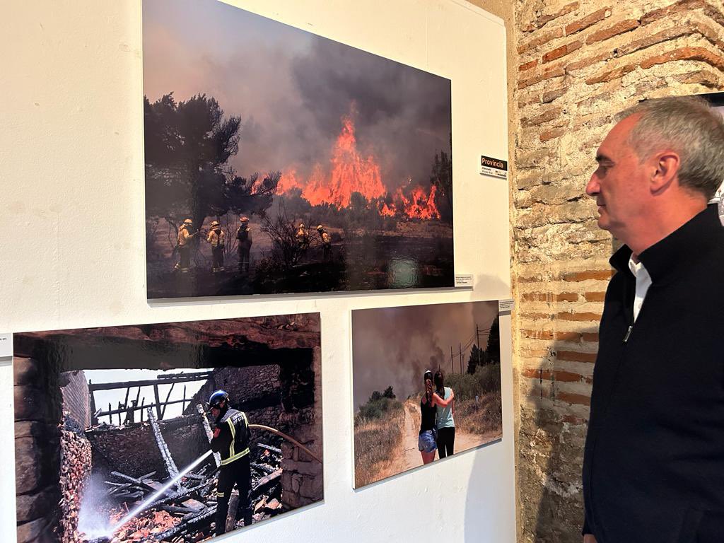 JoseMazarias's tweet photo. Exposición de fotografía “Un año en imágenes” de El Norte de Castilla 📷
#segovia #elnortedecastilla #unañoenimagenes https://t.co/A2muwgDyNt