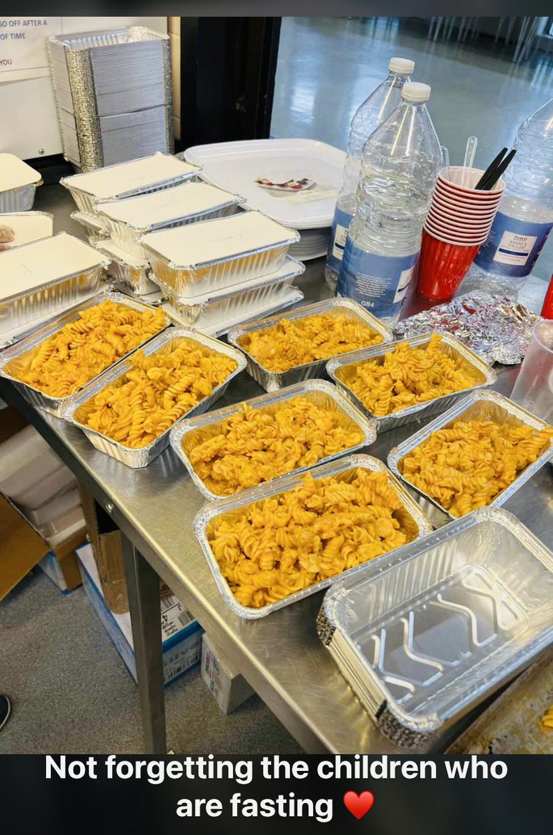PisforPicture's tweet photo. #Birmingham Camp - week 2 lunchtime 

All of our food for camp has been hand made, fresh each day. With the best ingredients for all of our children. 

On the menu today we had 
Chicken pasta 
Creamy pasta 
Plain pasta 

#mtfcoaching #communitybirmingham #childrenofbirmingham https://t.co/Zn0ItBCoGg