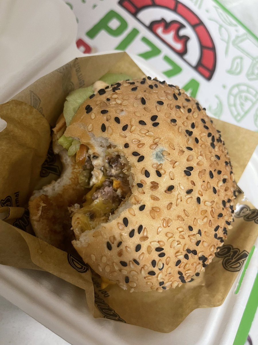 nkay_boujee's tweet photo. Not @rocomamas selling me rotten food with mold on it. What is the meaning of this? Is this a norm for you guys??? https://t.co/11zuwW3IiK