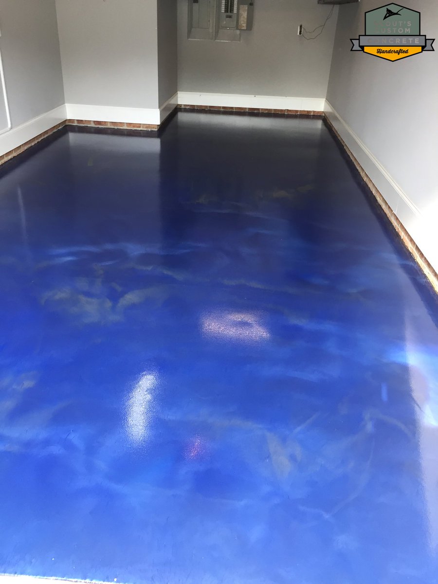 scoutsconcrete's tweet photo. Sometimes clients are inspired by the really cool commercial flooring designs we do. This client in Summerfield, NC wanted a modern blue epoxy flooring system installed in their residential 3 car  ... via :     via:   https://t.co/HeK4zCuD17 https://t.co/tM2OUVVyFY