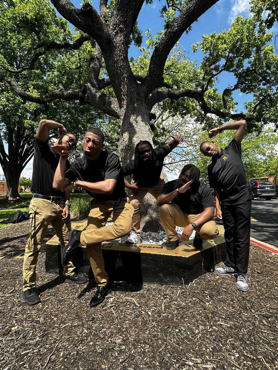 HTAlphas's tweet image. Happy Charter Day to THE greatest chapter of Alpha Phi Alpha Fraternity Incorporated. The name speaks for itself.  #Since1908 #AlphaPhiAlpha #HT #AΦΑ #DC #Hustontillotson