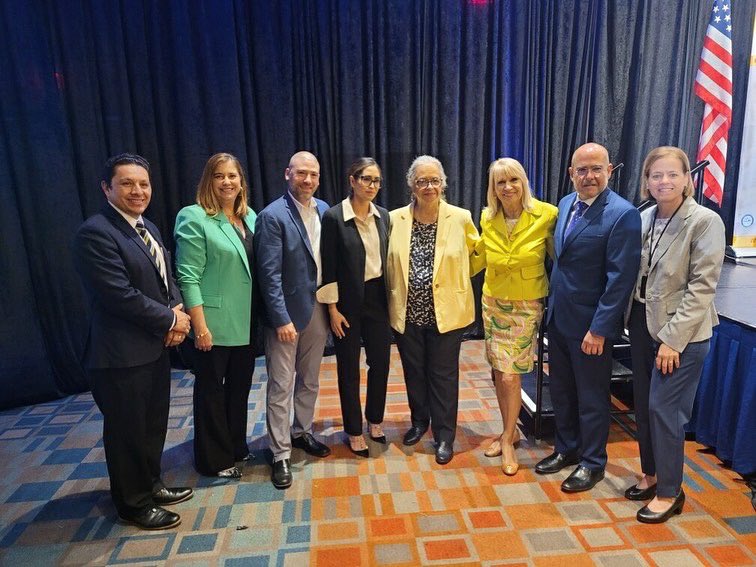 MariTereMDCPS's tweet photo. This morning, I had the privilege of attending the 2023 M-DCPS MEGA NAF Student Industry Conference. Over 1,800 students were in attendance from seventy-five academy programs in various career pathways! #mdcpsfutureready #futureleaders #miamischools https://t.co/2g0cZOVtHY