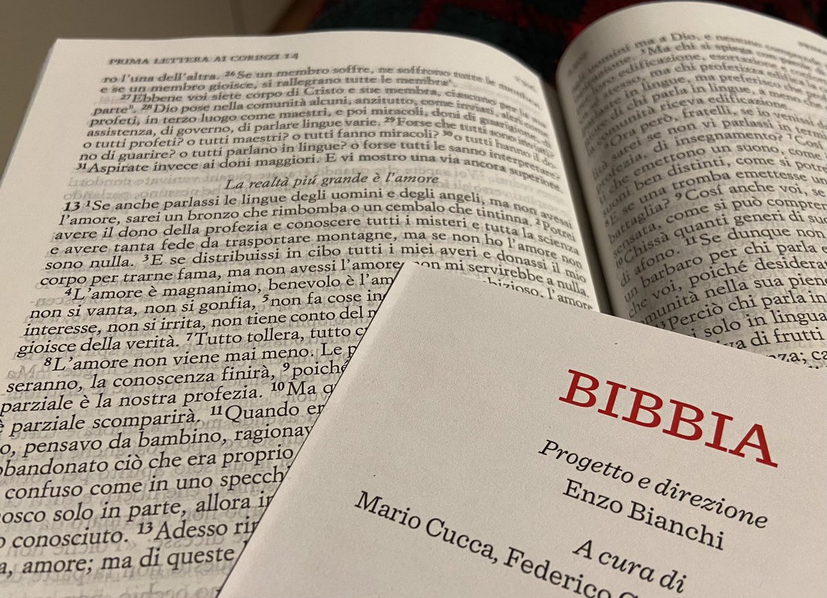 Finalmente l’inno di 1Cor 13 con #agape tradotto #amore (e non con l’ormai obsoleto termine #carità, che al più oggi significa elemosina…) #bibbia <a href="/enzobianchi7/">enzo bianchi</a> <a href="/Einaudieditore/">Einaudi editore</a>