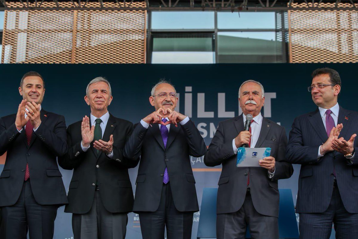 Çanakkale Belediyesi Kültür Merkezi Binası Açılışını 13. Cumhurbaşkanımız Kemal Kılıçdaroğlu ve Cumhurbaşkanı Yardımcılarımız Mansur Yavaş, Ekrem İmamoğlu ile gerçekleştirdik. #SanaSöz Türkiye İktidar olacağız.