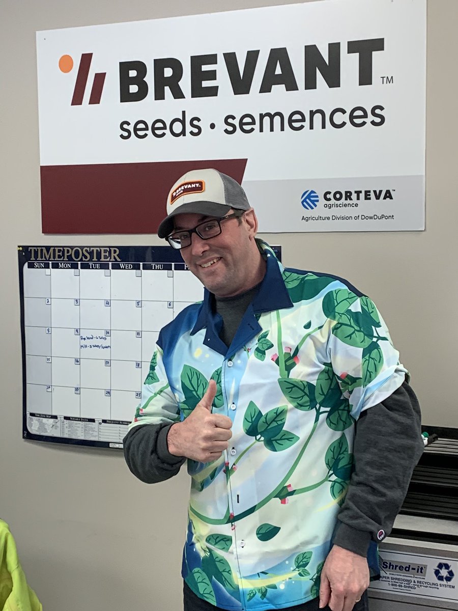 Somebody really wants to go to Hawaii <a href="/chadburley/">Chad Burley 🐂</a> <a href="/GuravaiahPalap1/">Guru Palaparthi</a> <a href="/CortevaCA/">Corteva Canada</a> Feeling the Viatude love in the Middle East-Two modes one shot!