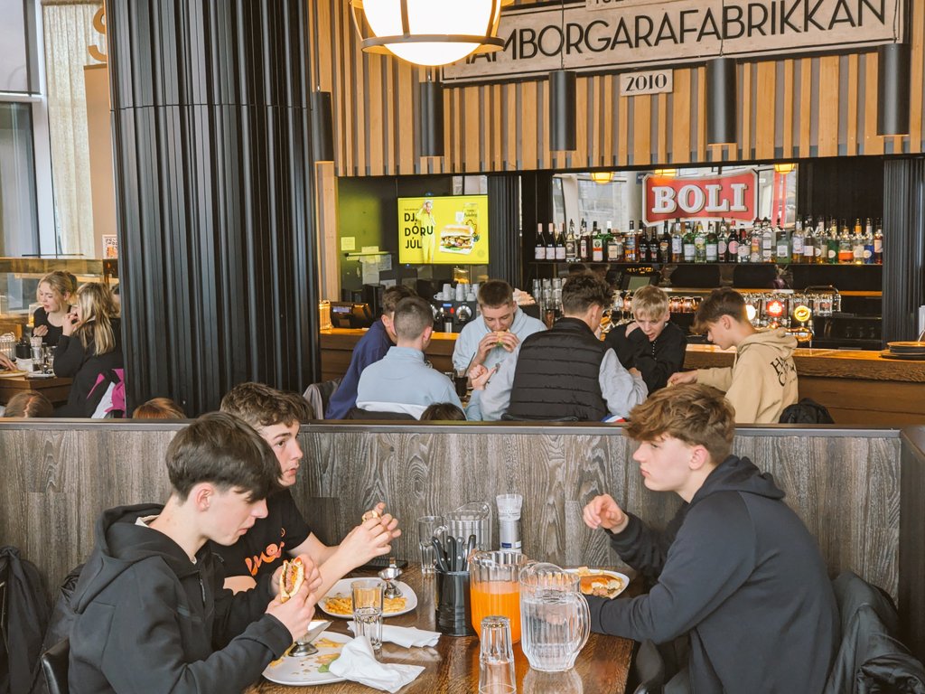 RomseyGeography's tweet photo. Evening meal within sight of the Höfði House where Reagan and Gorbachev met in 1986 to end the cold war #bitofhistory #TeamCranberry #iceland2023 https://t.co/roOQbjjOxD