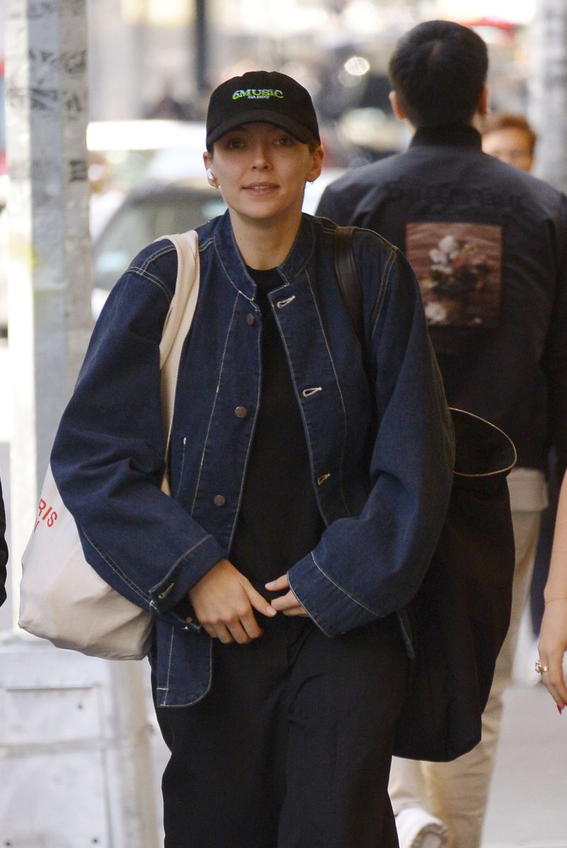 jodie comer going broadway 🎭🗽 // TODAY on Twitter: "RT @DazzlingJodie