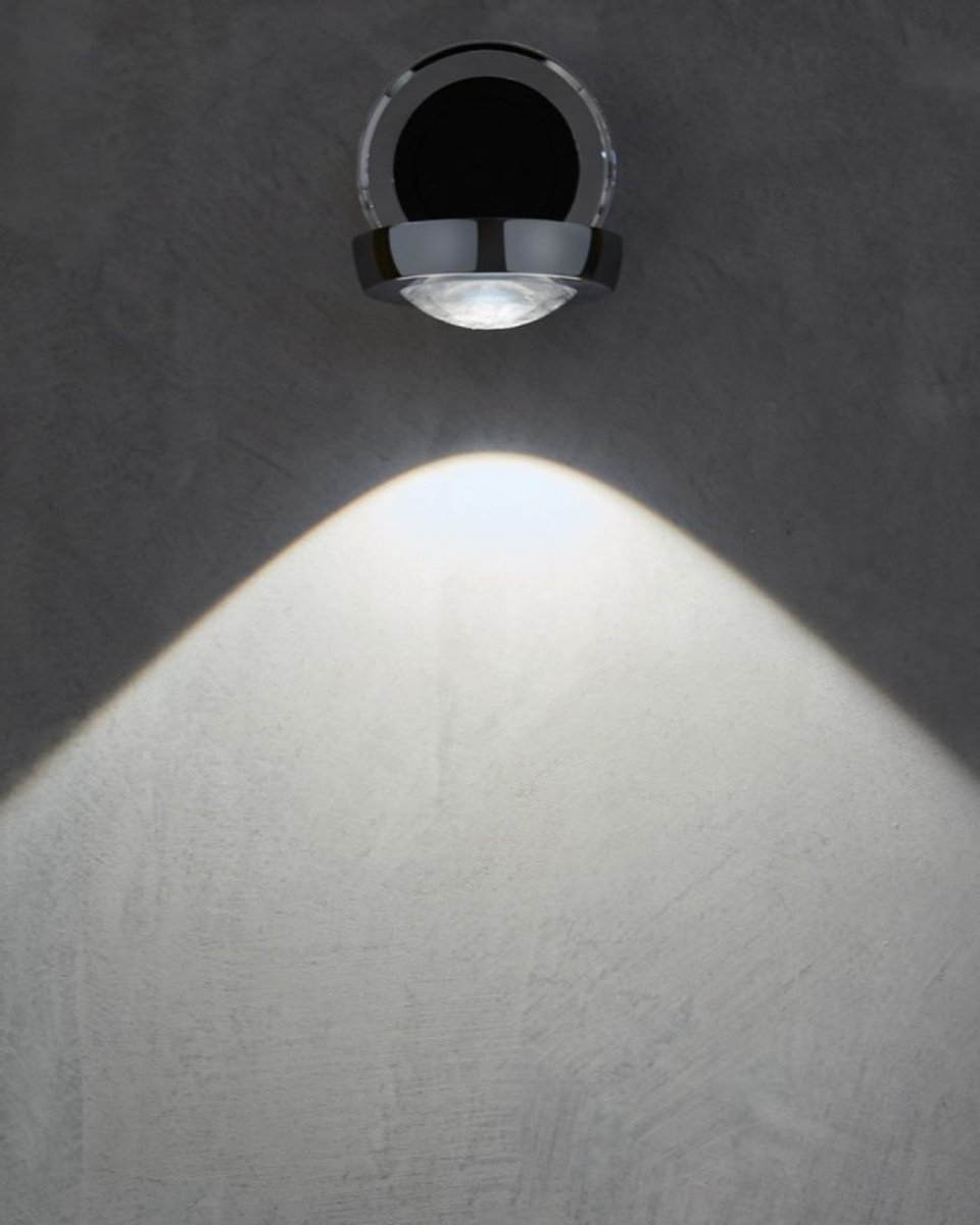 VONNLighting's tweet image. Achieve your architectural lighting needs with the elegance and sleekness of our functional Orbit LED Wall + Ceiling Mount Downlight. It opens up to 90° and rotates 350° to the sides✨⁠

#OrbitSeries #LEDDownlights #Downlights #interiordesign #HomeDecor #Lighting #LED #vonn