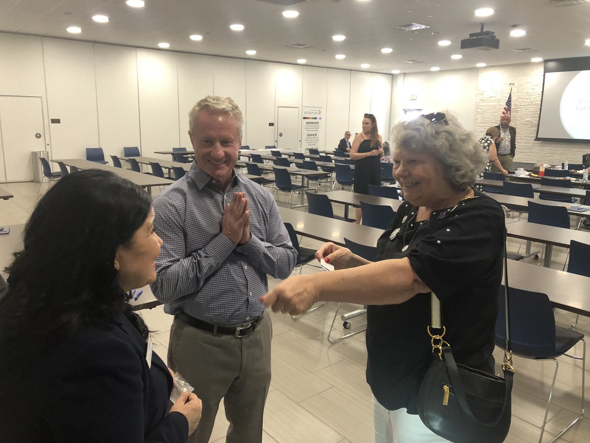 Vantage_Bank's tweet image. We proudly sponsored today’s realtor education session on the topic of #fairhousing hosted by @SABoardREALTORS and presented by @LISC_HQ .