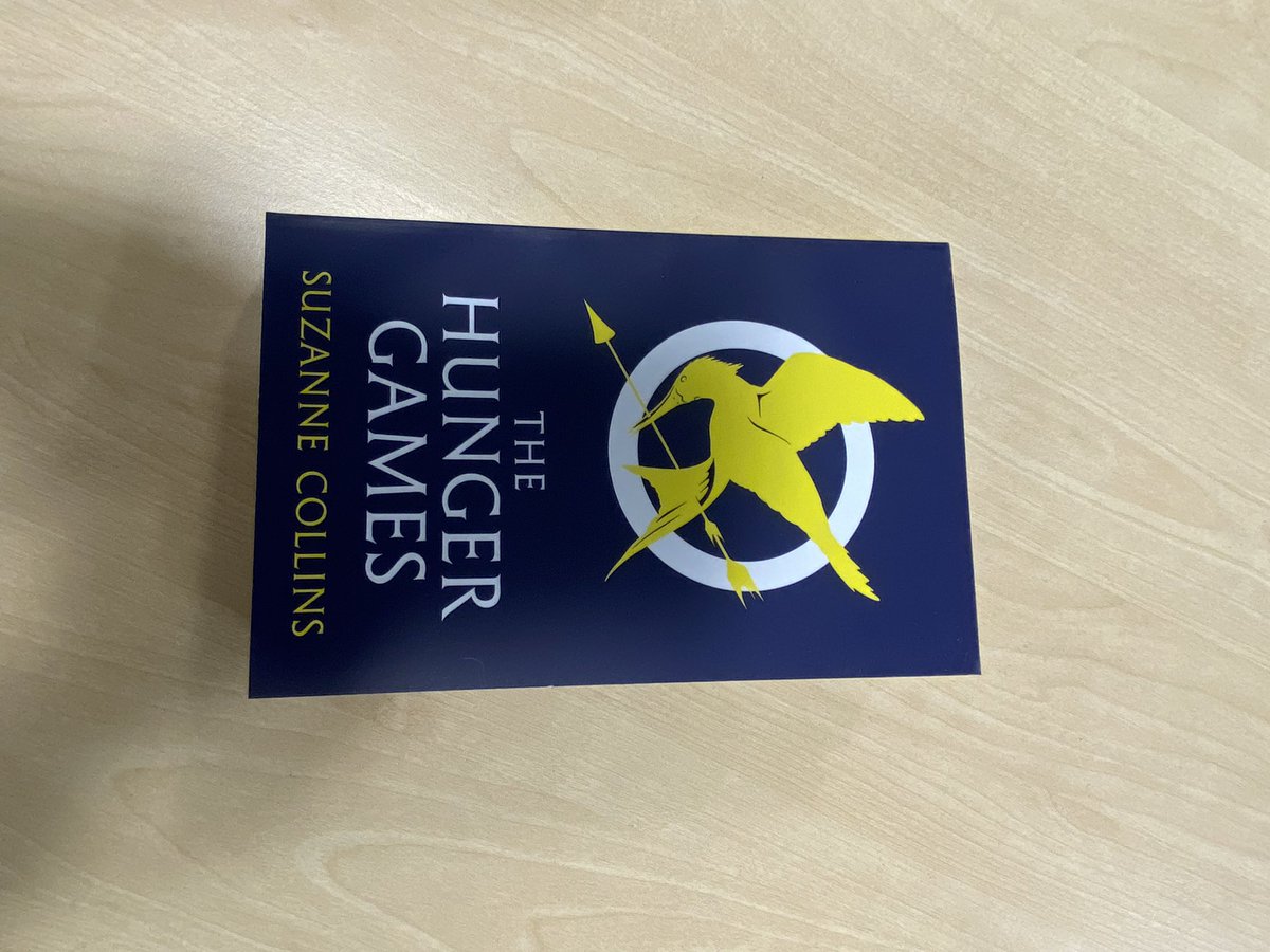 YCB_English's tweet photo. Take a look at the newest additions to the library! ๐ #reading #readingforpleasure #readingforunderstanding https://t.co/jQiiwxTvQa