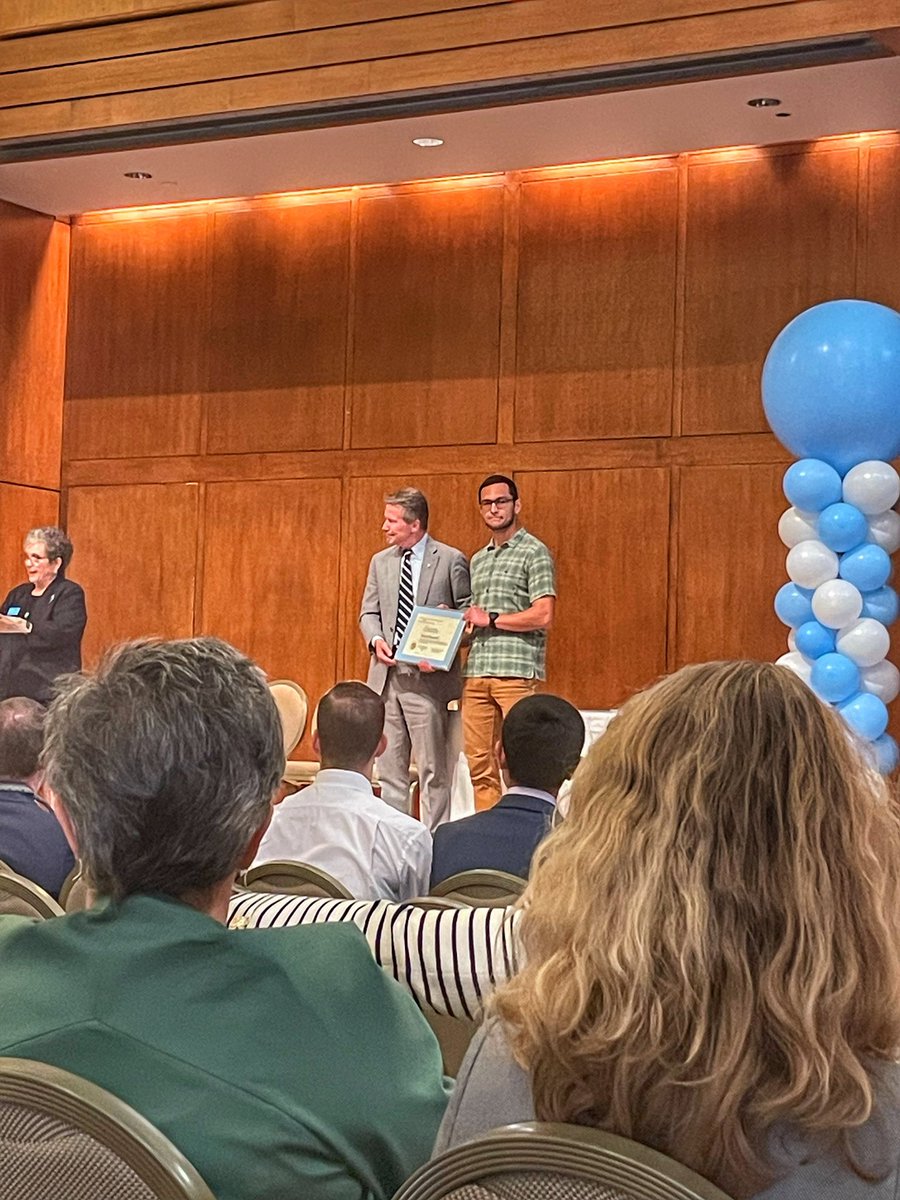 Molly De Marco tweet media