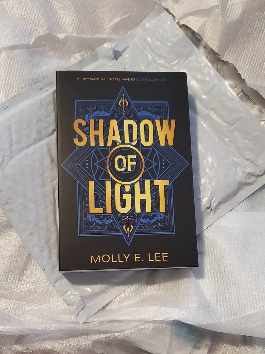 Thank you to Entangled Teen for sending me this amazing book in the mail, I can't wait to start this series!!

#BookMail #ShadowOfLight #BookLover #Books #Reading #Bibliophile #Bookish #ReviewToCome #BooksAreArt #EntangledTeen