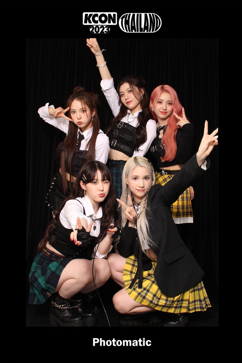 Capturing precious moments with my lovely members! Nothing beats spending time with people who make you smile. 😊❤️