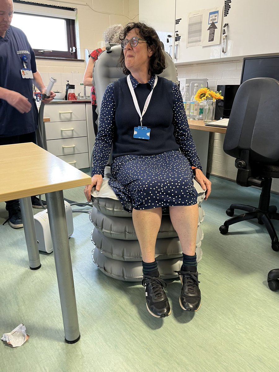We had fun trying out our new mangar camel machine today! For those who don’t know, they’re clever kit that you can slip under someone who had fallen, and then inflate to raise up! #virtualWards #UrgentCommunityResponse