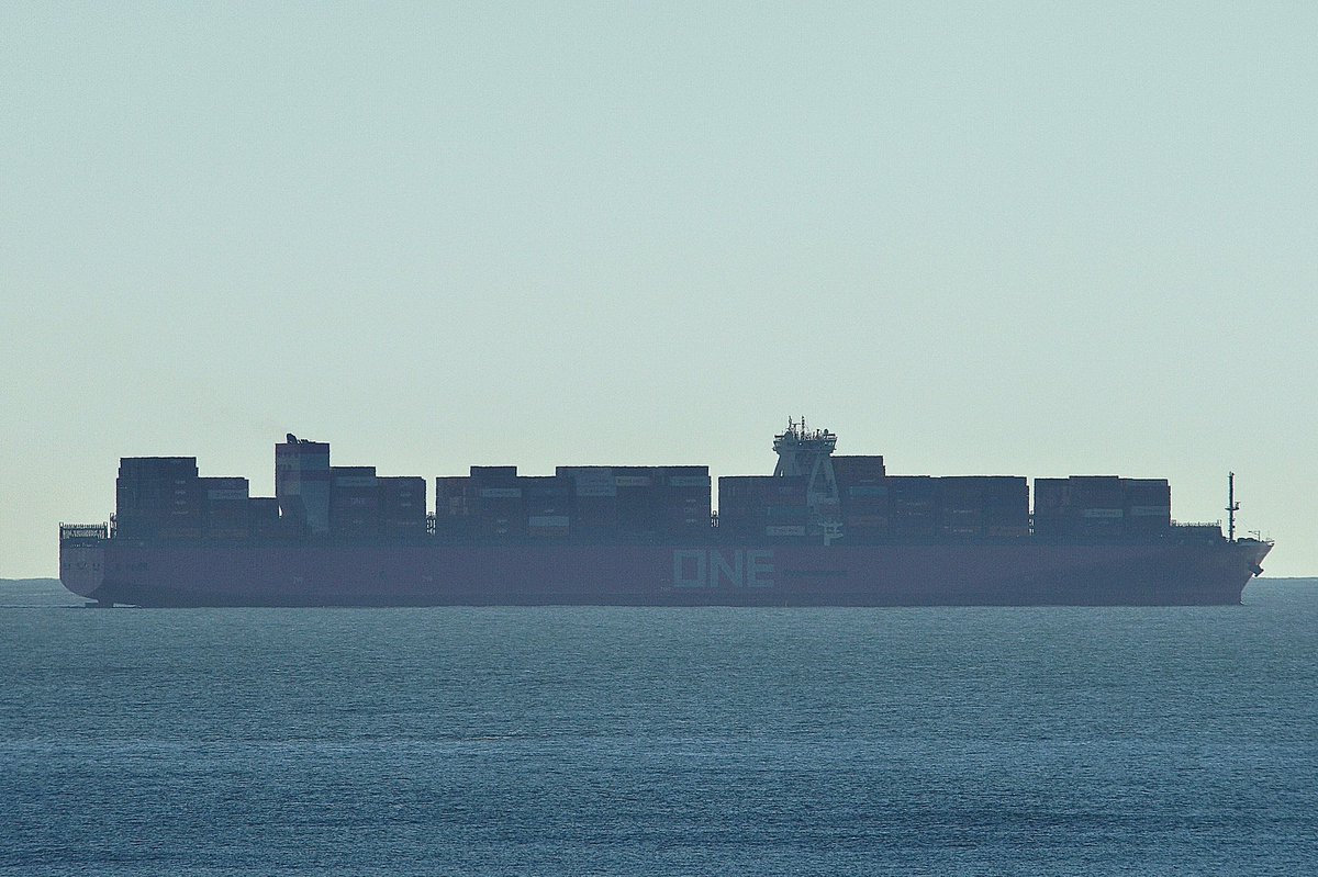johnmorgan726's tweet photo. At 364 meters the ONE FALCON, IMO:9741425 en route to Wilmington, North Carolina @ONENorthAmerica flying the flag of Japan π―π΅. #FoundONE #MagentaNotPink @OceanNetworkExp Bird-class #ContainerShip #ONEFalcon #AsONEWeCan @ONE_LINE_JAPAN @PROGRESSO031 https://t.co/GhurCG5vEI