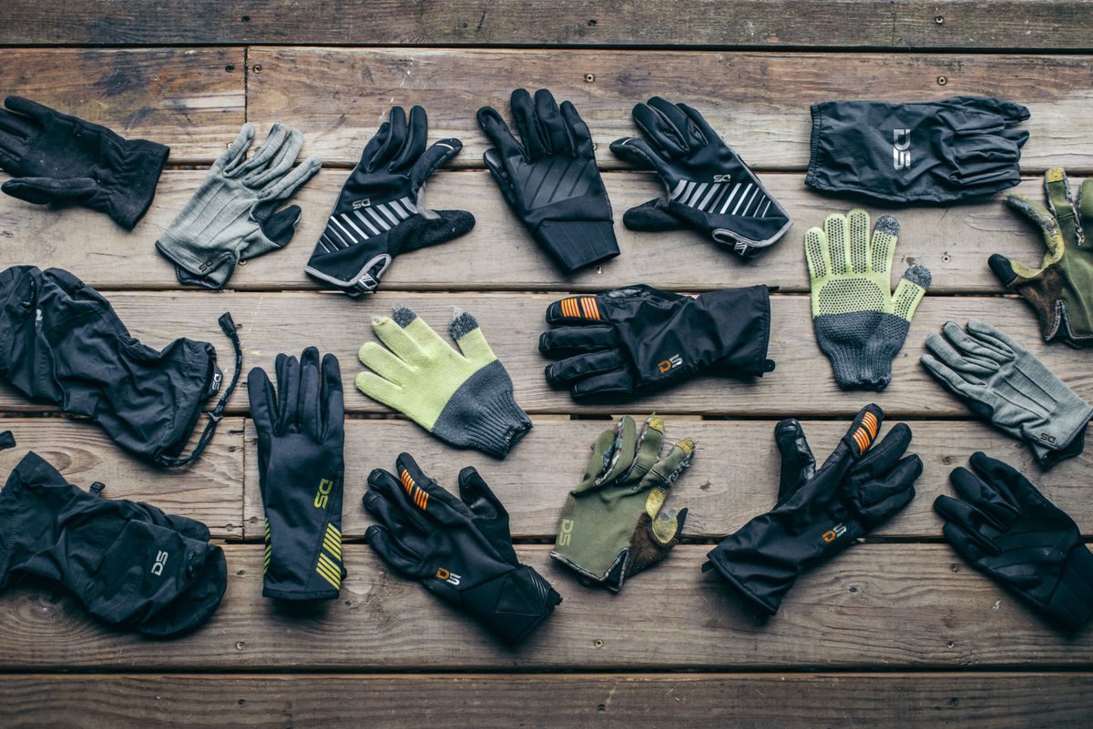 debogs_sports's tweet photo. Debogs Sports Moto Gloves and All Homemade Customized Uniforms.
E-mail:-infodebogs@gmail.com
Whatsapp:-+923467421401

#motogloves #motorcyclegloves #bikersafety #ridewithstyle #motorcycleaccessories #motorcyclelife #motorcycleadventure #glovelove #motorcyclegear #bikerfashion https://t.co/enH3H4Fn7p