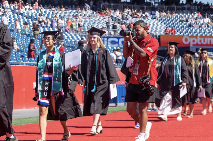 brian_bensonBSU's tweet photo. Whether working behind the scenes on the website or behind the camera, their creativity and dedication is admirable. In fact, many of the videos and photos you see with @BridgeStateU stories and posts (including this one) come directly from the eyes of these students. https://t.co/zBqlFOG5sk