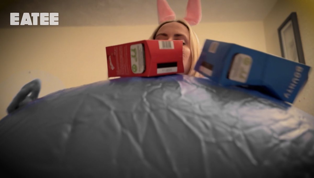 EATEETWEETY's tweet photo. Part three is LIVE

A blimp sized bunny has devoured every last morsel of chocolate in the house when the homeowners return. Will she manage to escape before she’s discovered? Will she pop?

🔗 https://t.co/5TUHbsXq5p https://t.co/tOcEmcULav