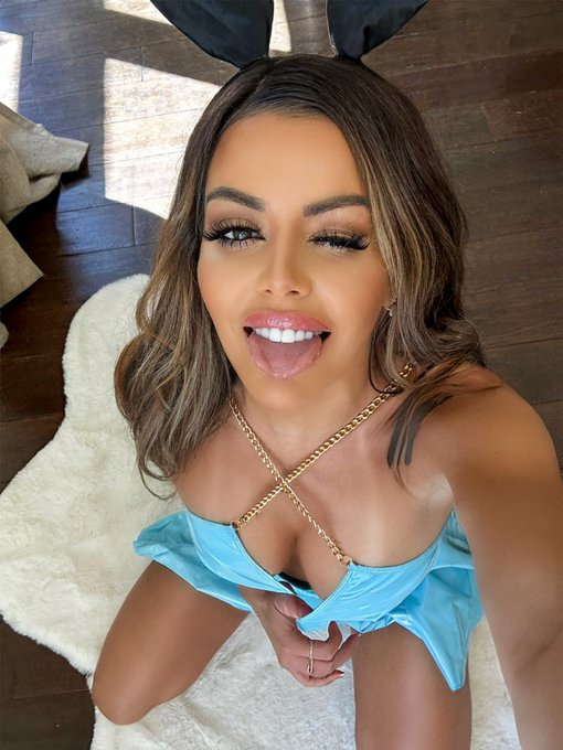 Happy -late- Easter 🐰 https://t.co/oheld5AFRW