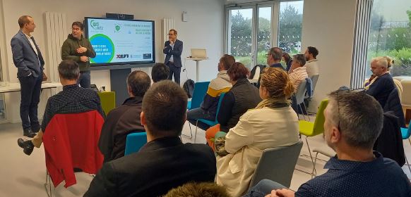 Matinale <a href="/CREassociation/">coeur de retz entrep</a>  de ce jour organisée par COEUR De RETZ Entreprises. Ce matin nous avons réunis les chefs d'entreprises du Pays de Retz autour du thème 📷 "La sécurité informatique en entreprise <a href="/CREassociation/">coeur de retz entrep</a> est une association soutenue par <a href="/CCINantes/">CCI Nantes St Nazaire</a>  <a href="/FarrouetPRO/">Fabienne ARROUET PRO</a>