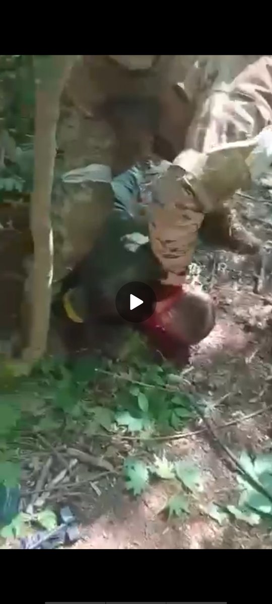 DirtyRamirez_'s tweet photo. I'm really shocked of every day video of russian dogs murdering our soldiers, by cutting of their head/genitals. I just want some foreign community that think "speak with russia" or "negotiate with with russia", or any else like that is "okay", that wont work.
WE NEED GUNS!!! https://t.co/2toR1oq4Q8