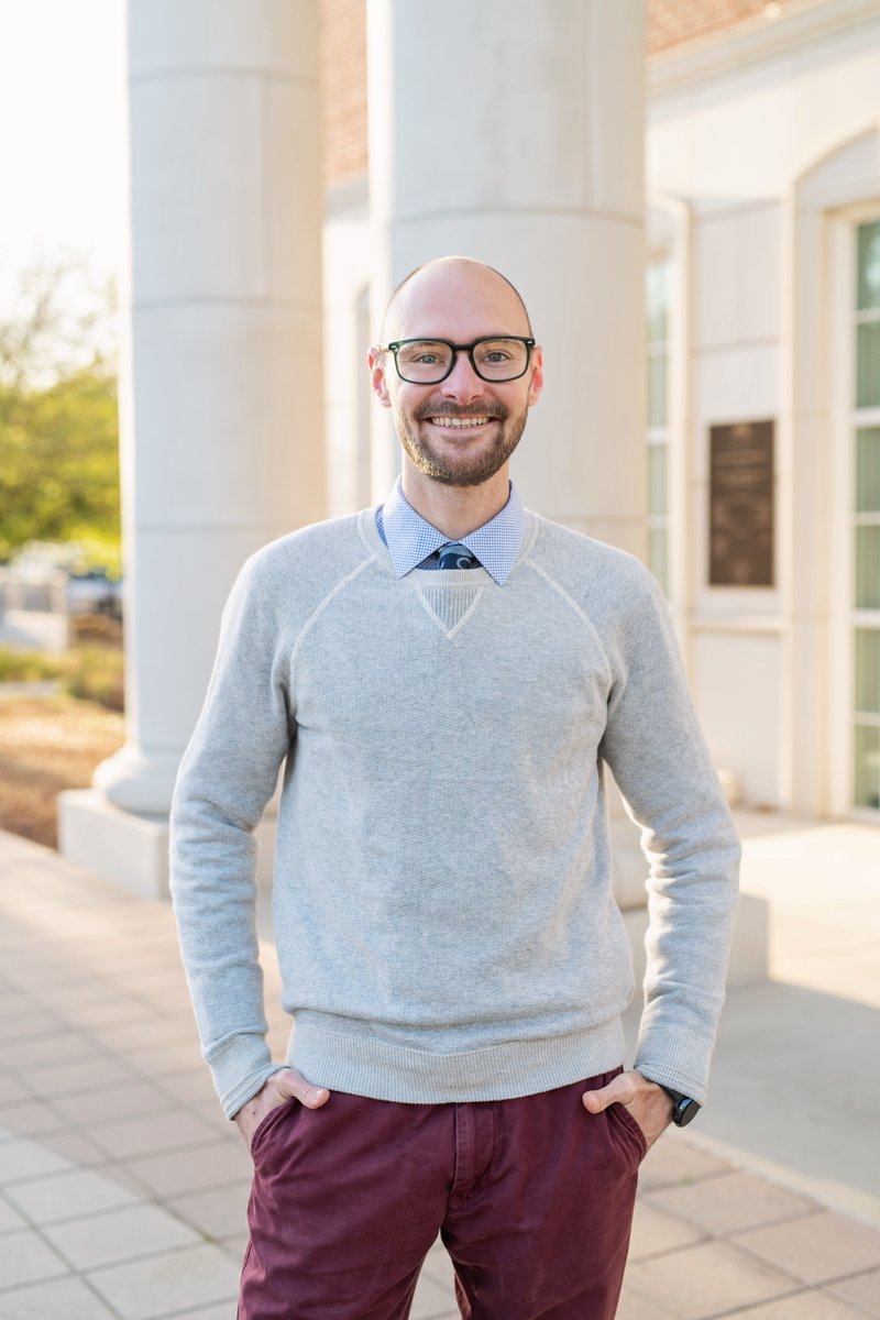 Simmons School of Education & Human Development tweet media