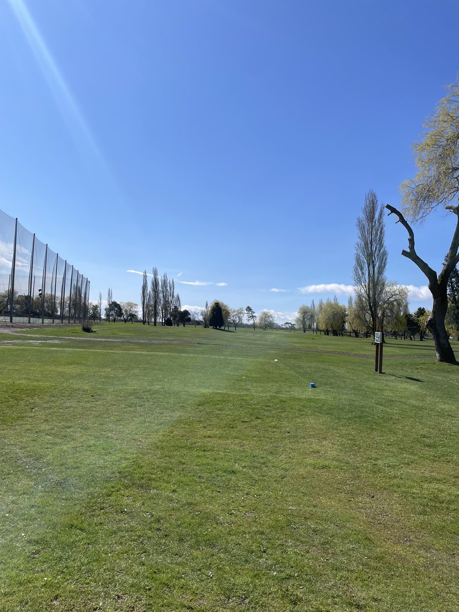 It's a sunny afternoon for #Golf  call us for a Tee Time 604-266-2334