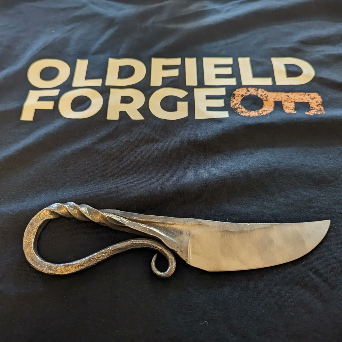 callumliam89's tweet photo. #35x35 #24 #Blacksmith #Forging #Experience @info_forge @VisitHfds #oldfieldforge #oldfieldforgeexperiencedays #forge #forgingknives #forgeexperience #blacksmithexperience #hereford #herefordshire #visithereford #visitherefordshire #oldfieldforgeacademy #oldfieldfarm https://t.co/ev36K7tGKg