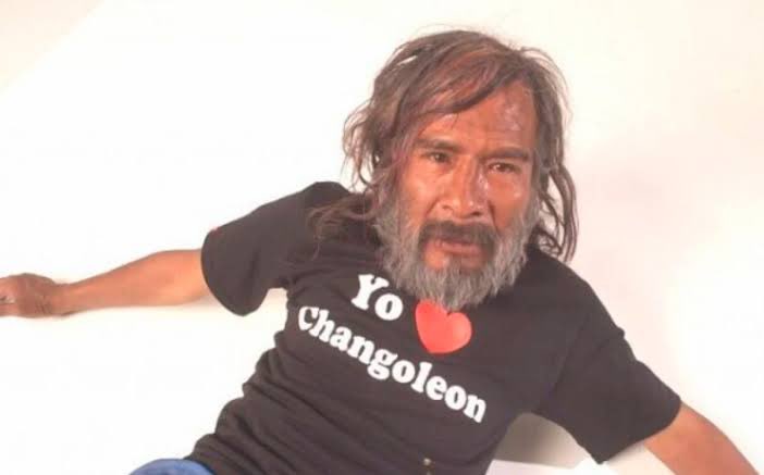 LaProtesta_'s tweet photo. Muere “Changoleón”, personaje del programa Incógnito, conducido por @facufacundo 

Miles de personas se han condolido en redes sociales por la trágica noticia. https://t.co/6Fx6UIFKab