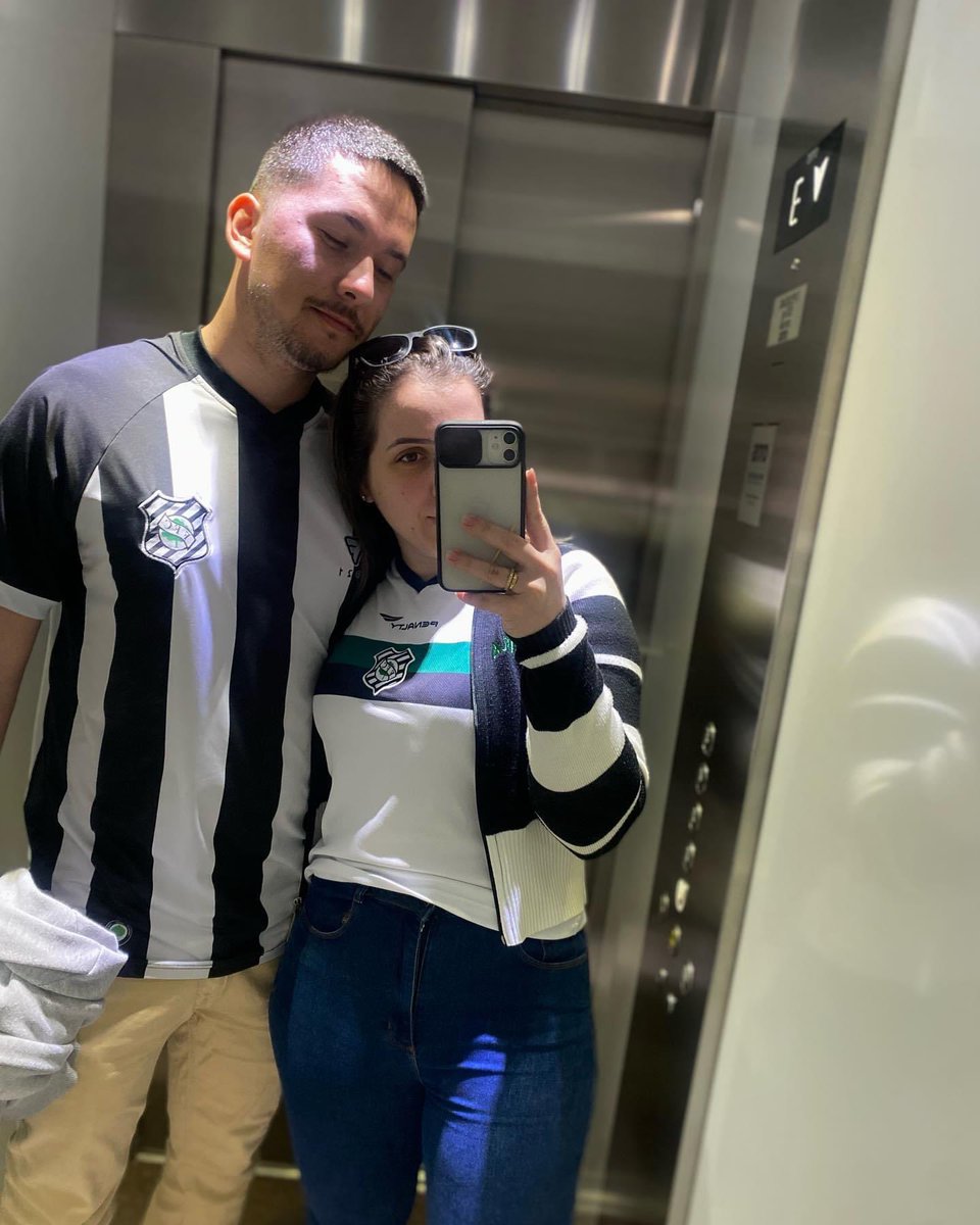 santosskaa's tweet photo. Retuíte com uma foto do seu 🧡 https://t.co/kIBaAKTRaA