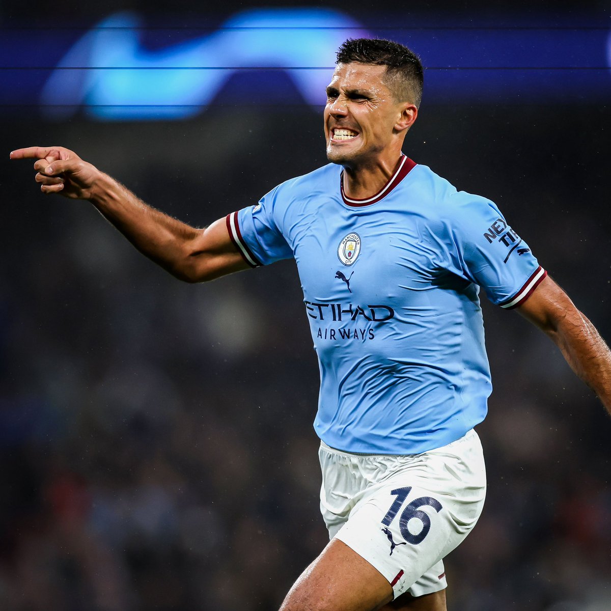 figxres's tweet image. Which midfielder is better?

Retweet for Rodri.         Like for Casemiro