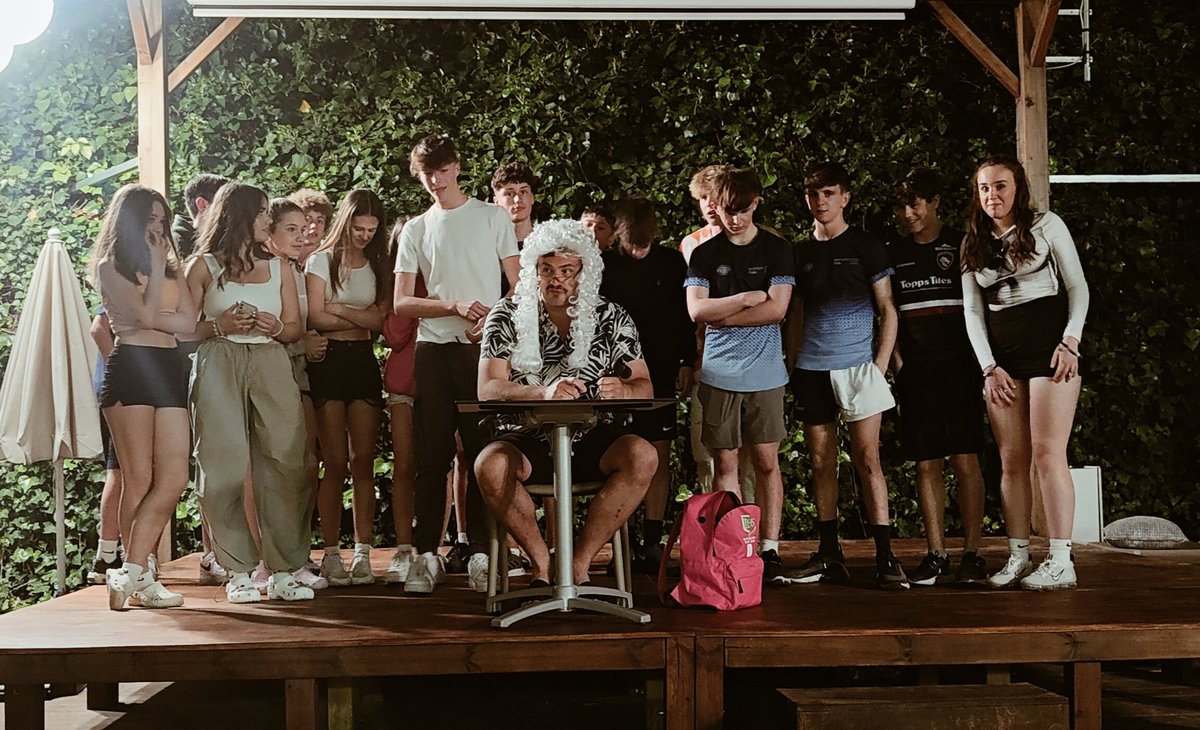 HeadofPELutt's tweet photo. Lots of students @LuttHigh called to court today for lateness. Punishments varied from Judge @JohnsonLHSRugby from serving dinner to tables, singing a song and carrying the tour mascot for a day @MCL_SportsTours https://t.co/a9kw8UZRtk