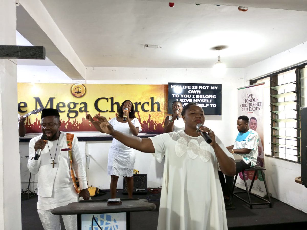 QCCDarkuman's tweet photo. Sunday Service - 09.04.23
Preacher - Rev. Aboagye Blankson
Theme - THE SUPERNATURAL ABILITIES OF THE BLOOD.
#anagkazoassemblies #attemptgreatthings #sundayservices #yearofbeingthankful #Tithing
#firstandsecondservice #resurrectionsunday #HeIsRisen #HeIsAlive https://t.co/frIvjb8S5N