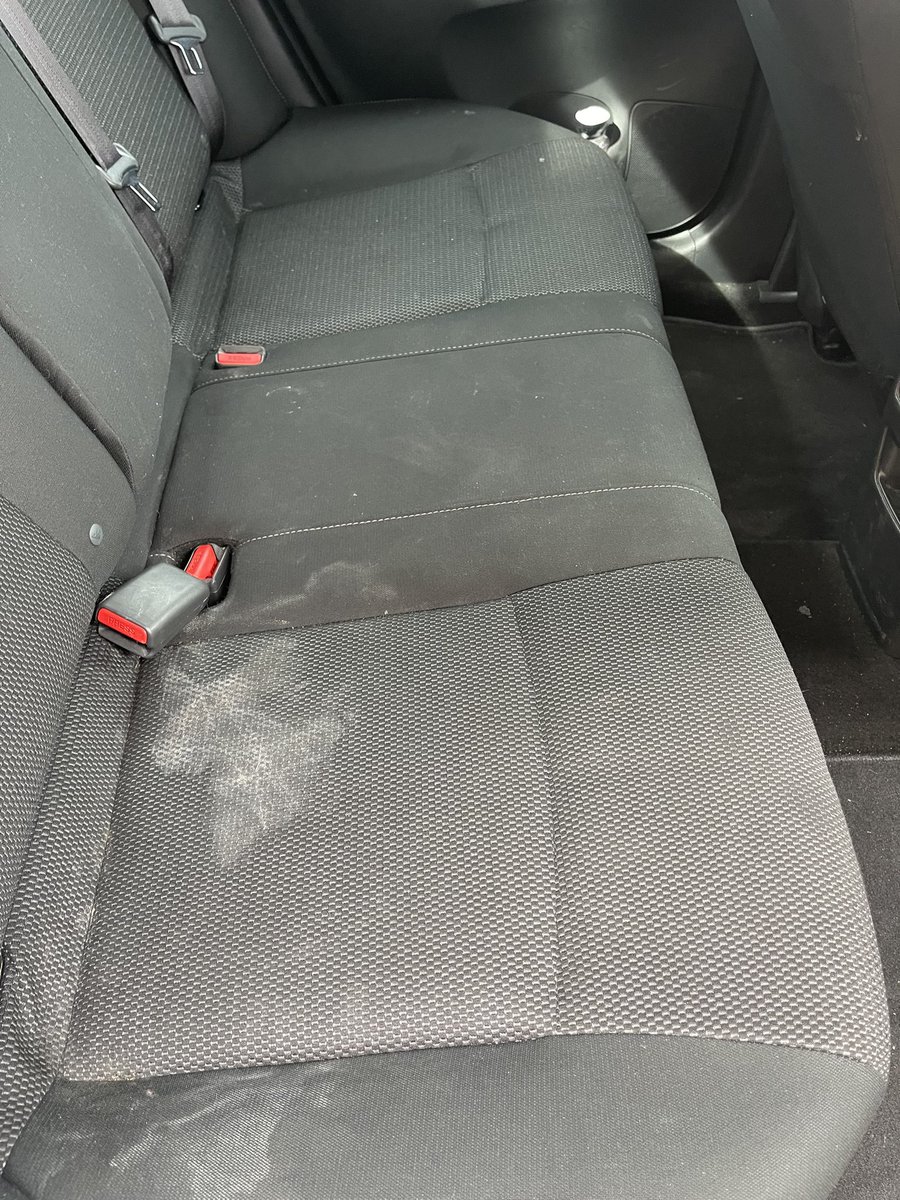 1Maliano's tweet image. Shampoo / Conditioning upholstery ♻️