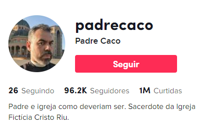 o_penitente's tweet photo. Cuidado com esses "padres" de tiktok. Nada garante que sejam padres de verdade.

Esse cara é só um lixo que um dia prestará contas a Deus por se passar por sacerdote com o intuito de levar as almas ao mau caminho. https://t.co/HbCkxWTSgj