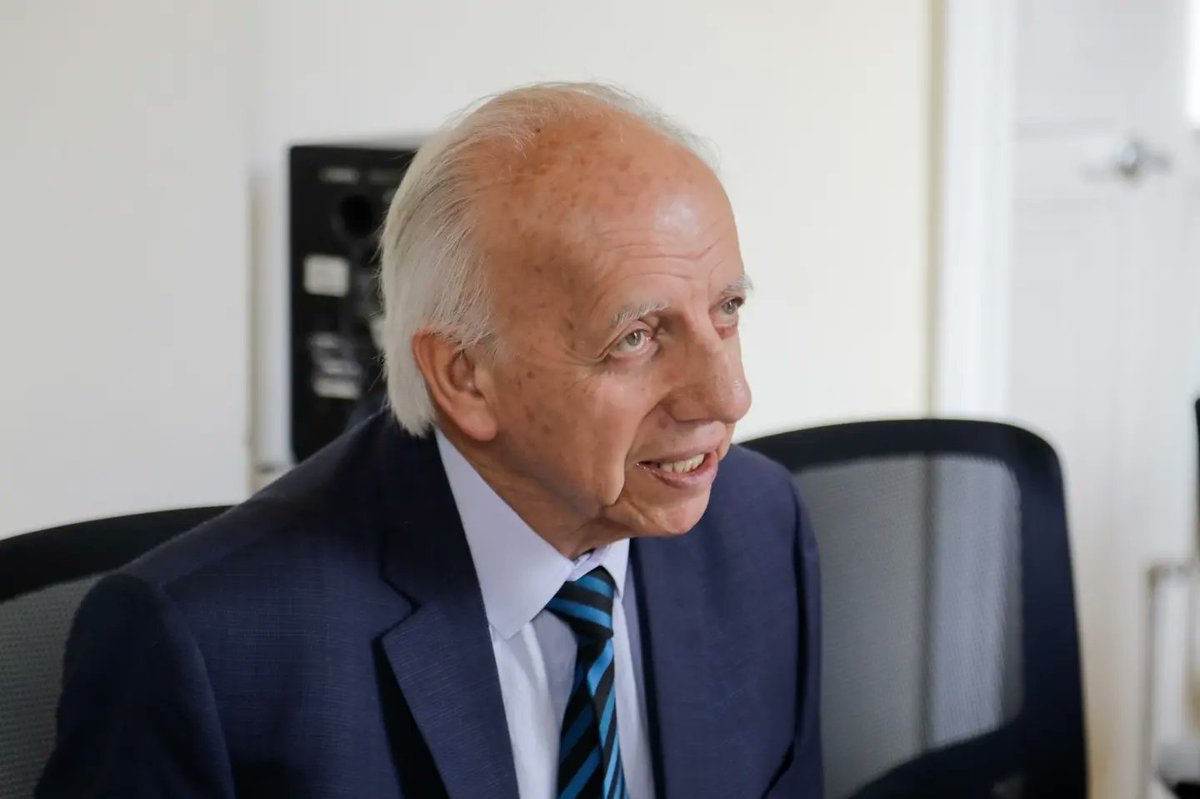mincultura's tweet photo. La cultura nos une y pone a latir el ♥️ de 2 naciones que estrechan lazos de cooperación desde la diversidad, las artes y los saberes 

El mensaje que deja el encuentro que tuvo el ministro de cultura(e) Jorge Zorro con la ministra de cultura de Panamá Giselle González Villarrué. https://t.co/GiuSz7aVAZ